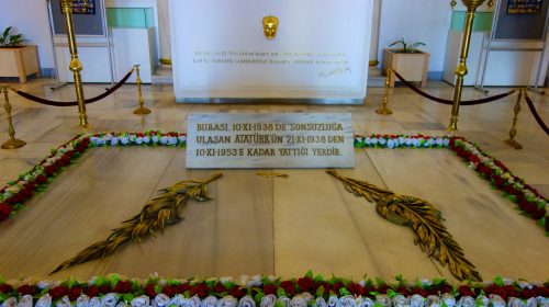 Ankara Etnografya Müzesi’nde Atatürk’ün geçici kabir alanı