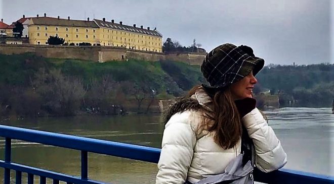 Petrovaradin Kalesi Tuna Nehri manzarası