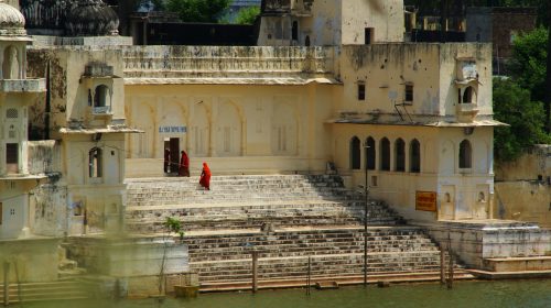 Kutsal gölü ile Pushkar...