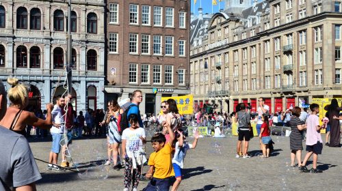 Amsterdam'da ücretsiz yapabileceğiniz keşifler...