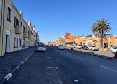 Swakopmund: Aynı Şehirde İki Farklı Dünya